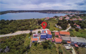 Two-Bedroom Apartment in Veli Rat